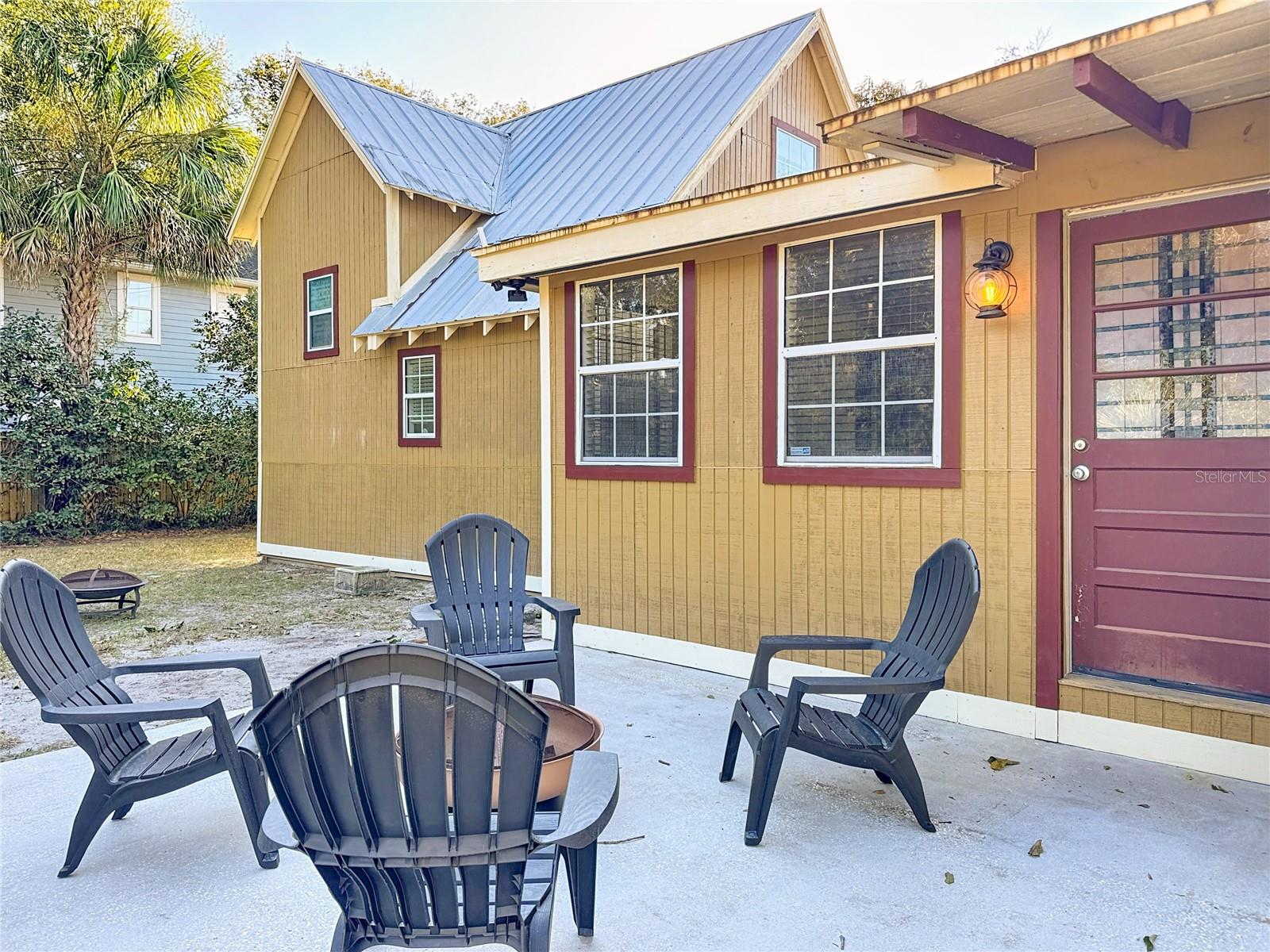 MOUNT DORA GULLERS HOMESTEAD - Residential