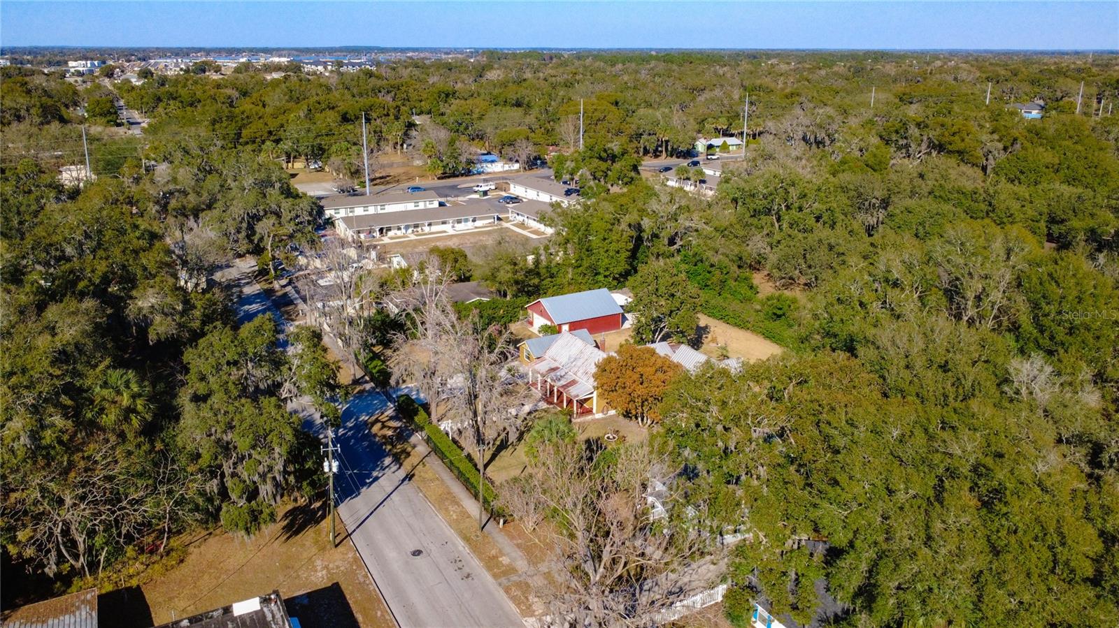 MOUNT DORA GULLERS HOMESTEAD - Residential