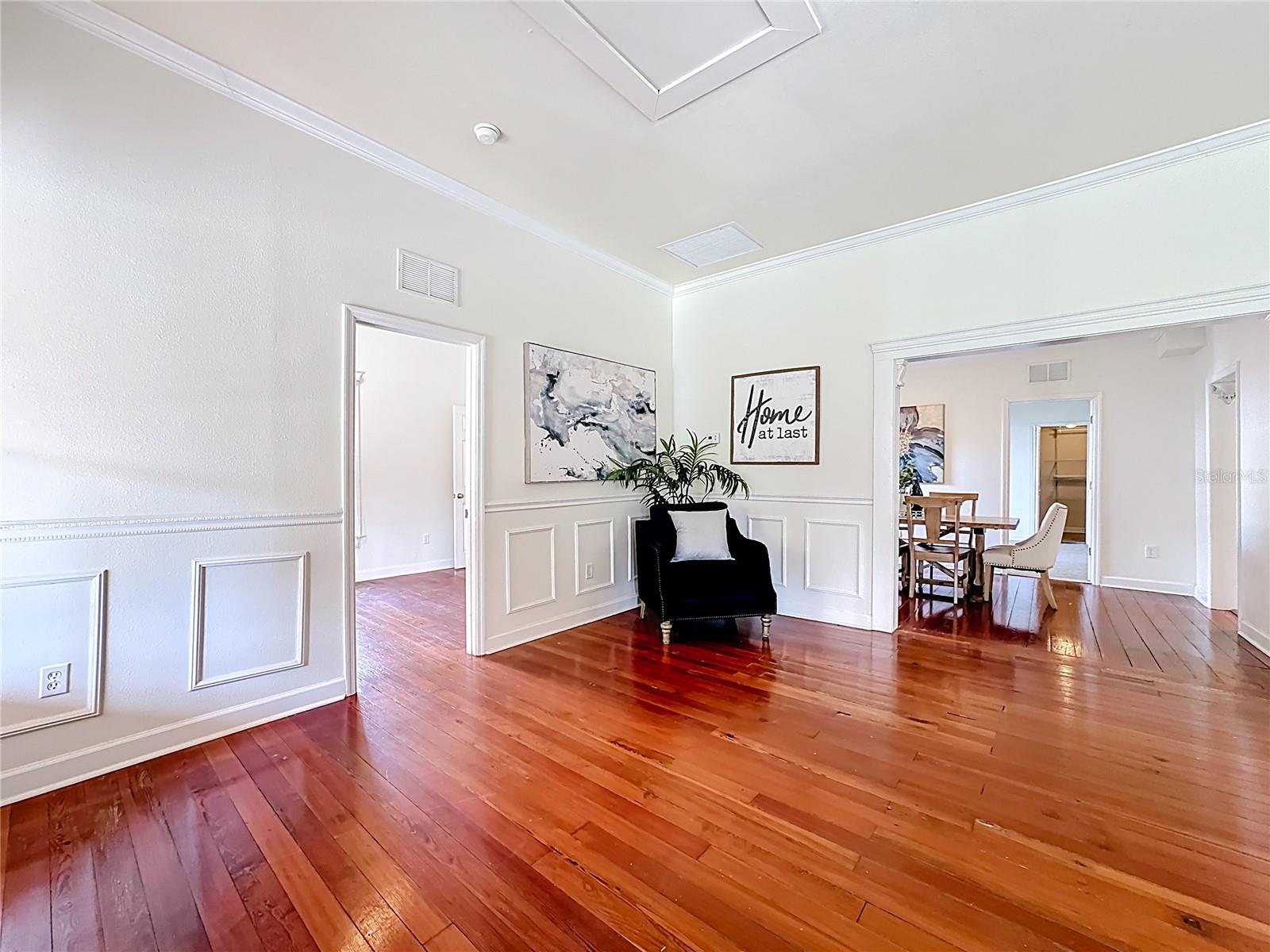 MOUNT DORA GULLERS HOMESTEAD - Residential