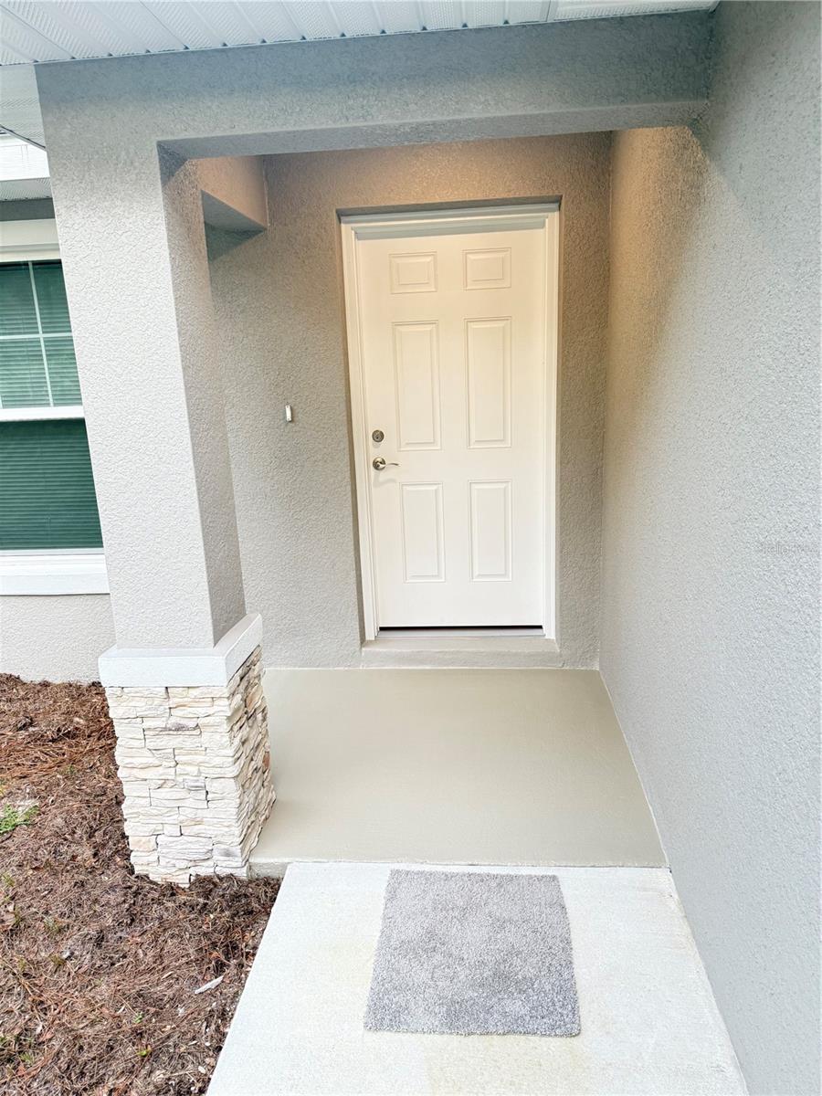 BELLEVIEW HEIGHTS ESTATE - Residential Lease