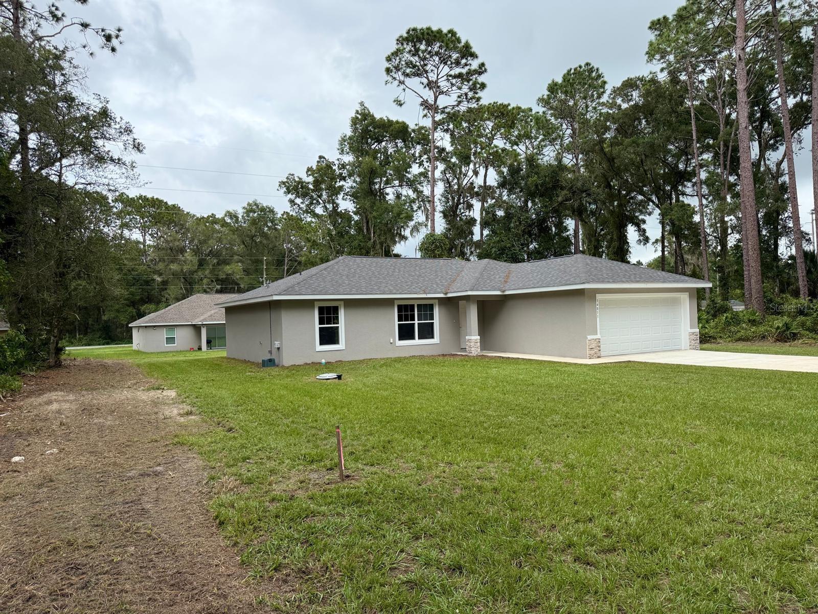 BELLEVIEW HEIGHTS ESTATE - Residential Lease