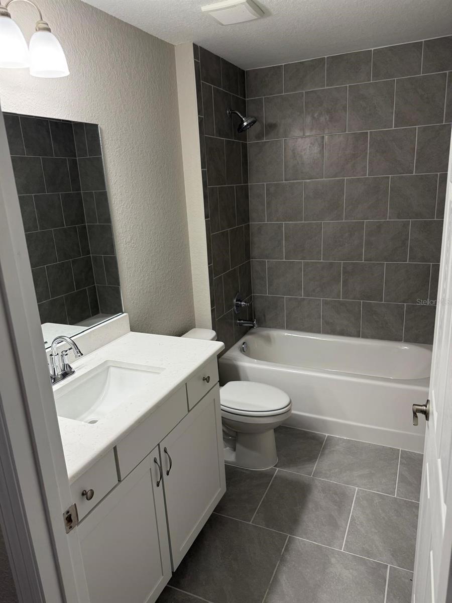 BELLEVIEW HEIGHTS ESTATE - Residential Lease