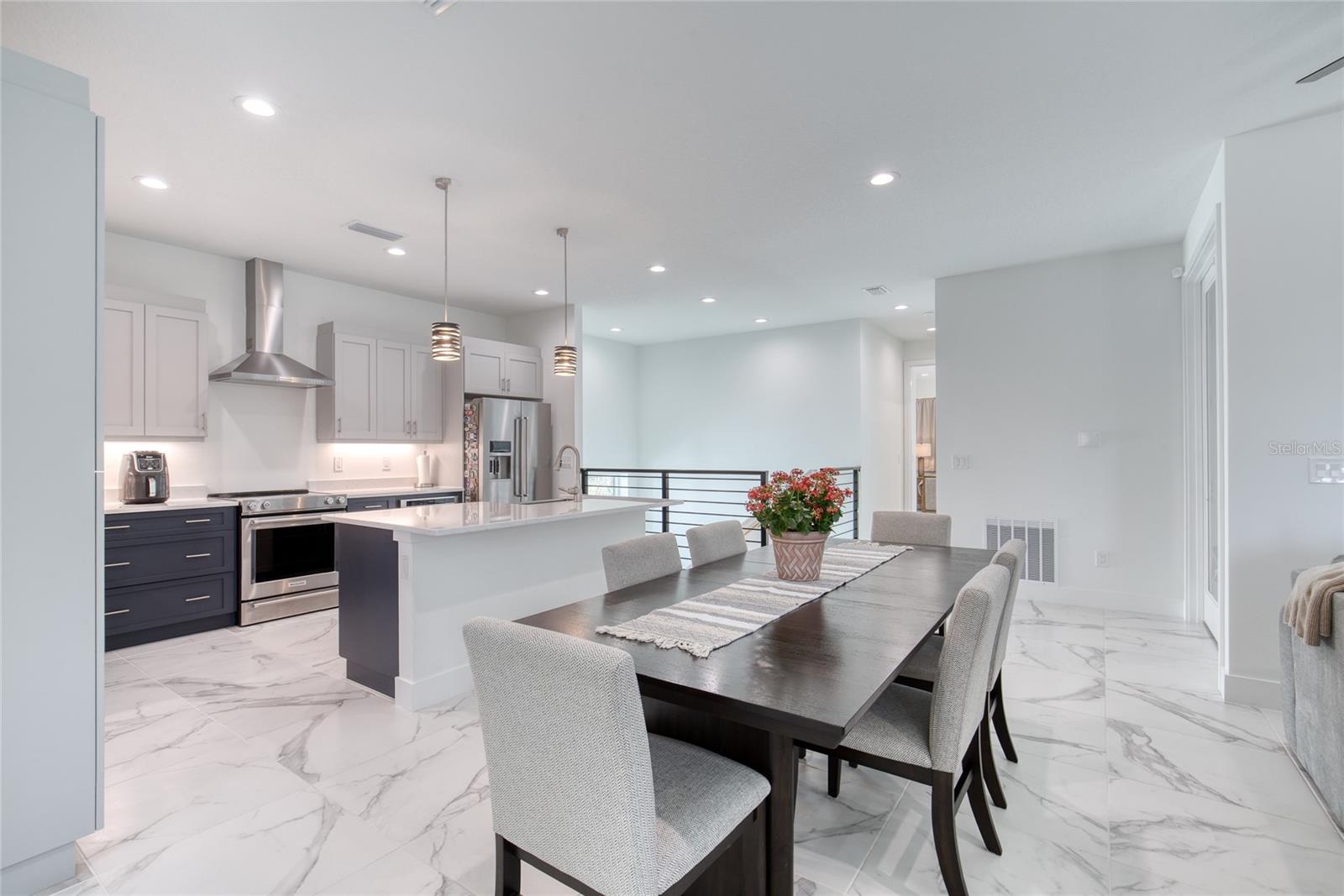 MEMENTO - Residential