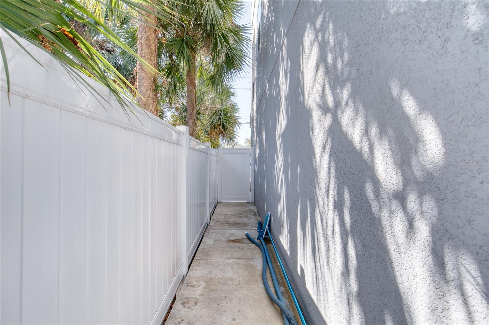 MEMENTO - Residential