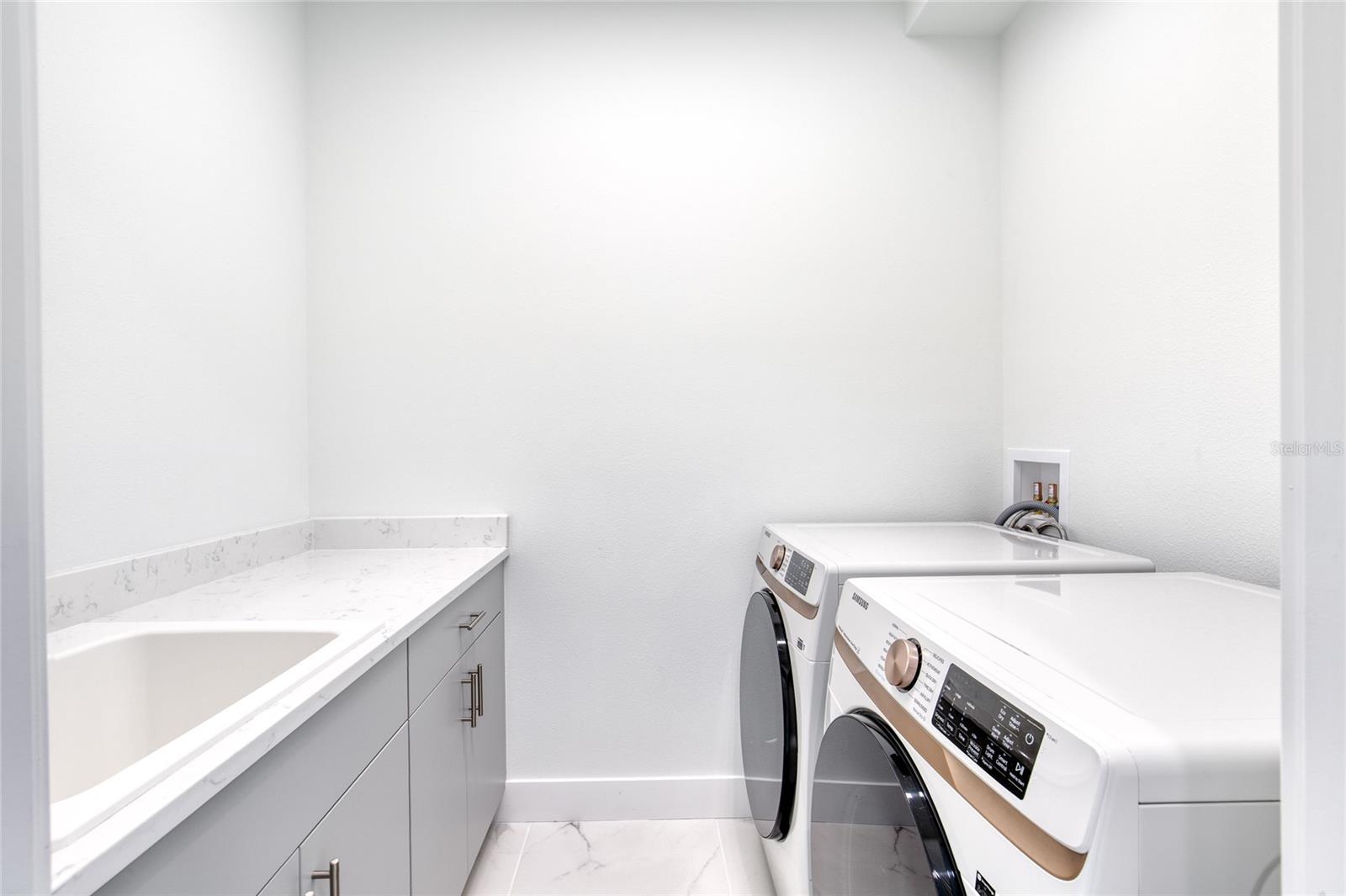 MEMENTO - Residential