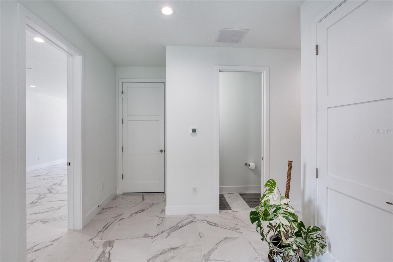 MEMENTO - Residential