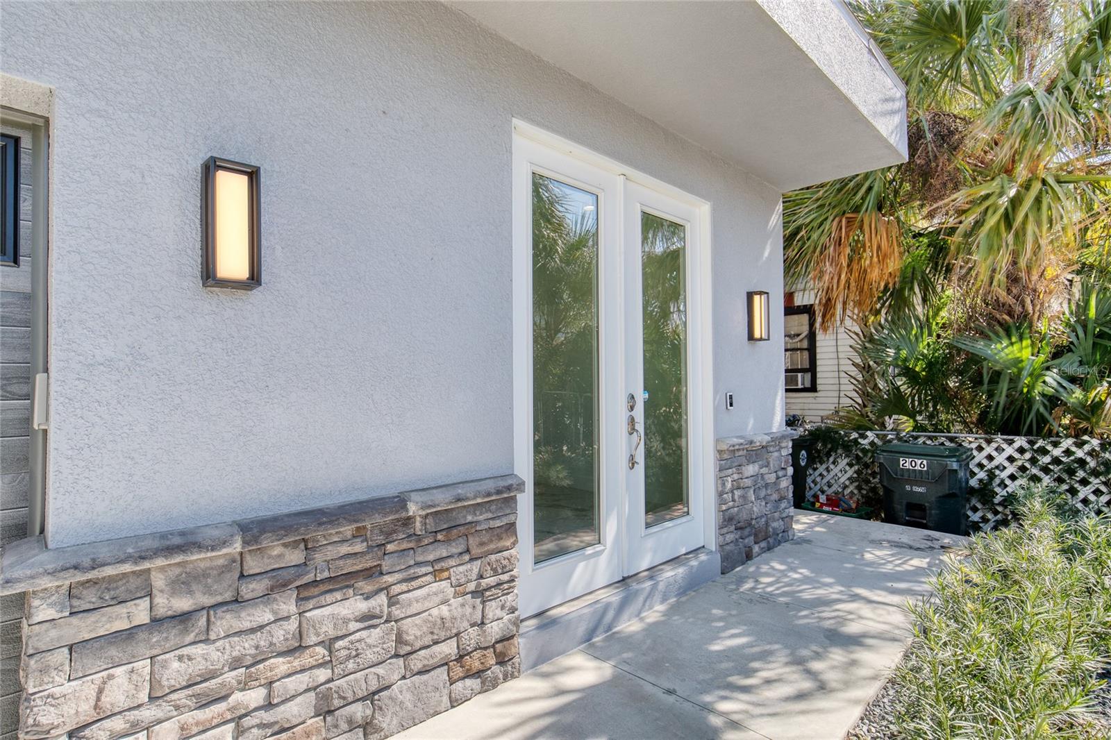 MEMENTO - Residential