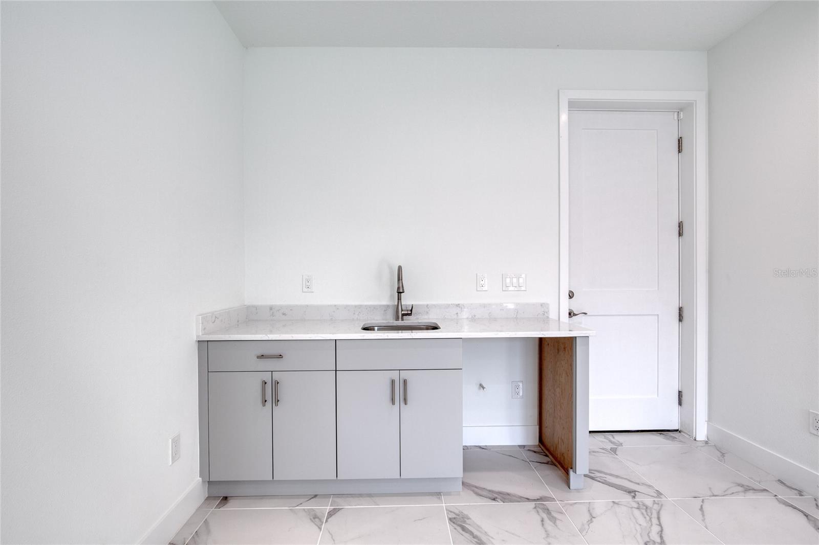 MEMENTO - Residential