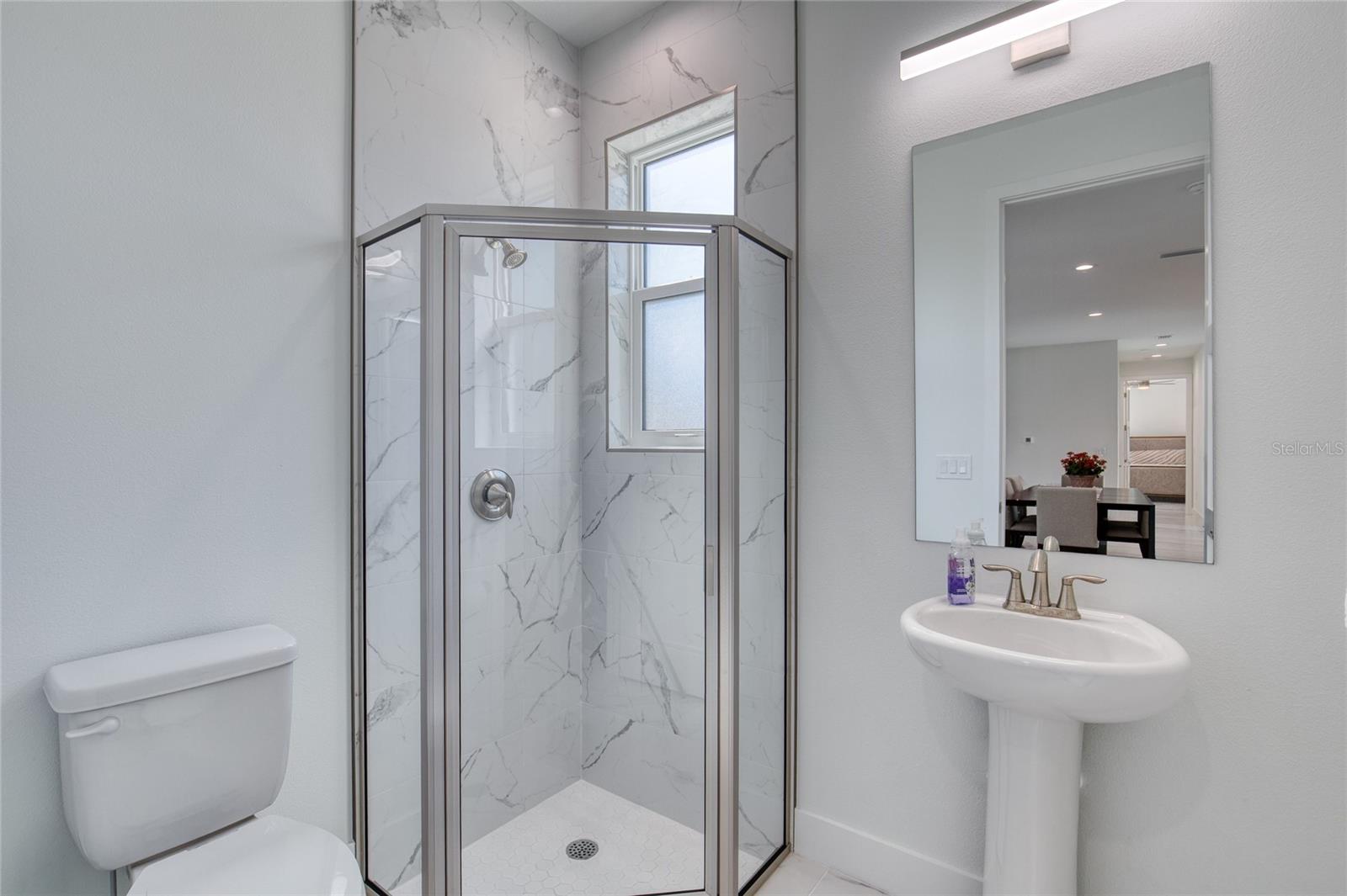 MEMENTO - Residential