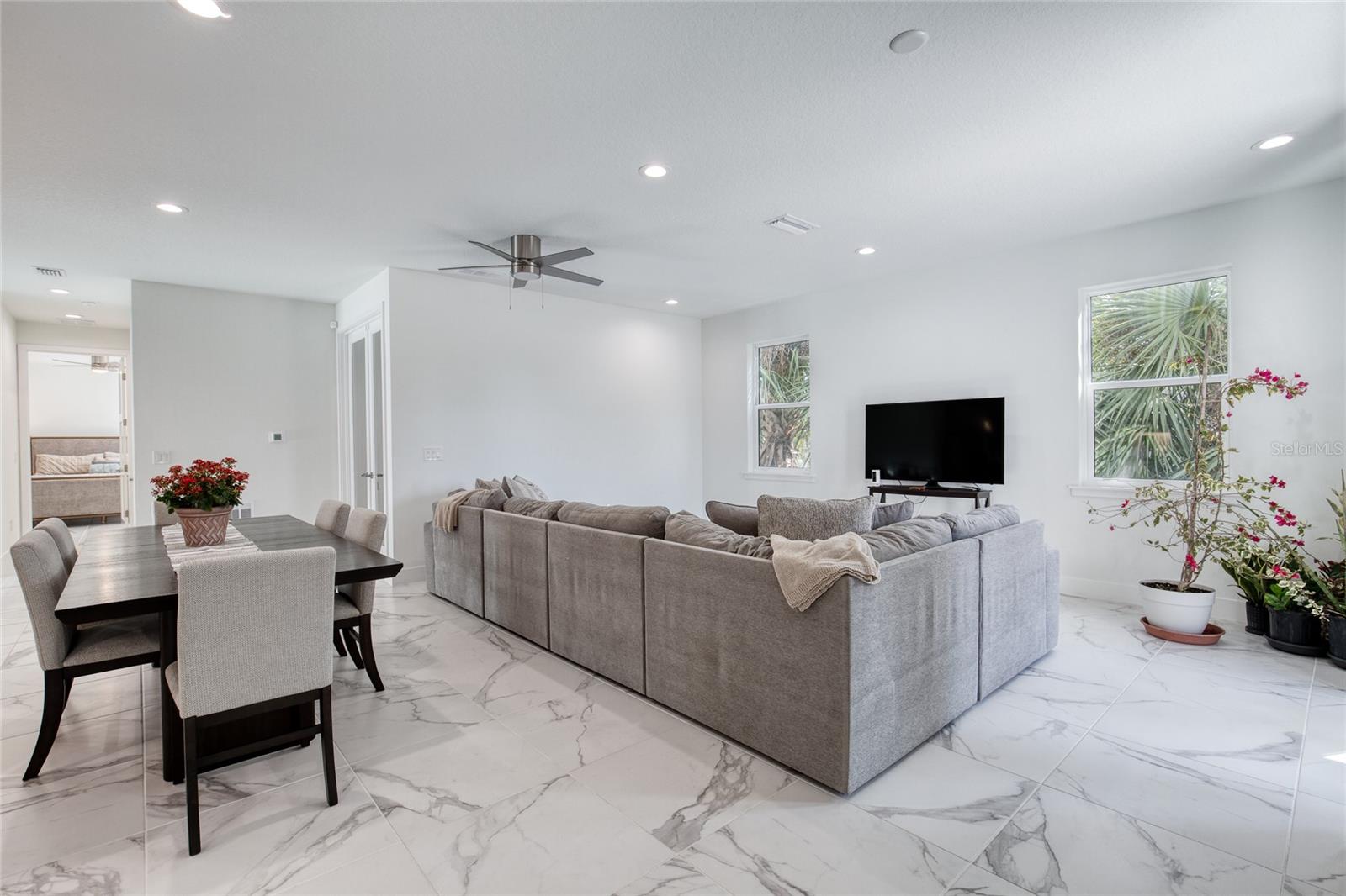 MEMENTO - Residential