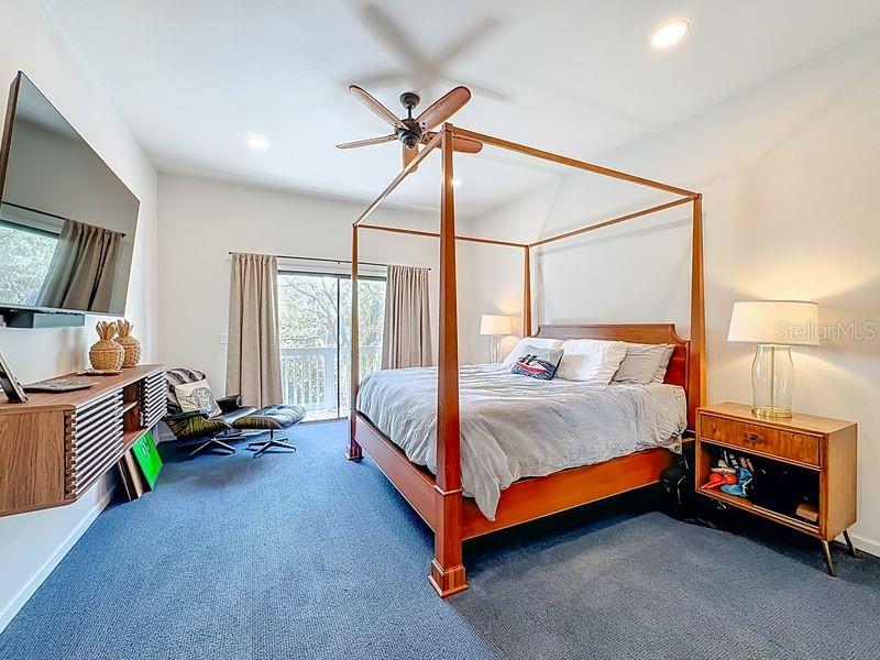 LANDINGS TREEHOUSE - Residential