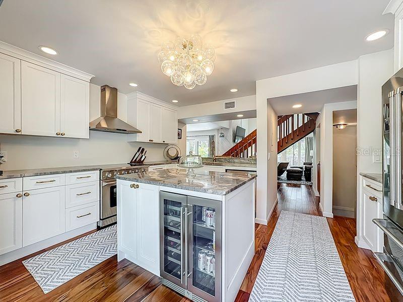 LANDINGS TREEHOUSE - Residential