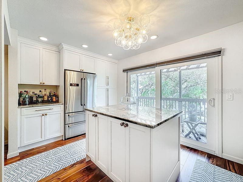 LANDINGS TREEHOUSE - Residential