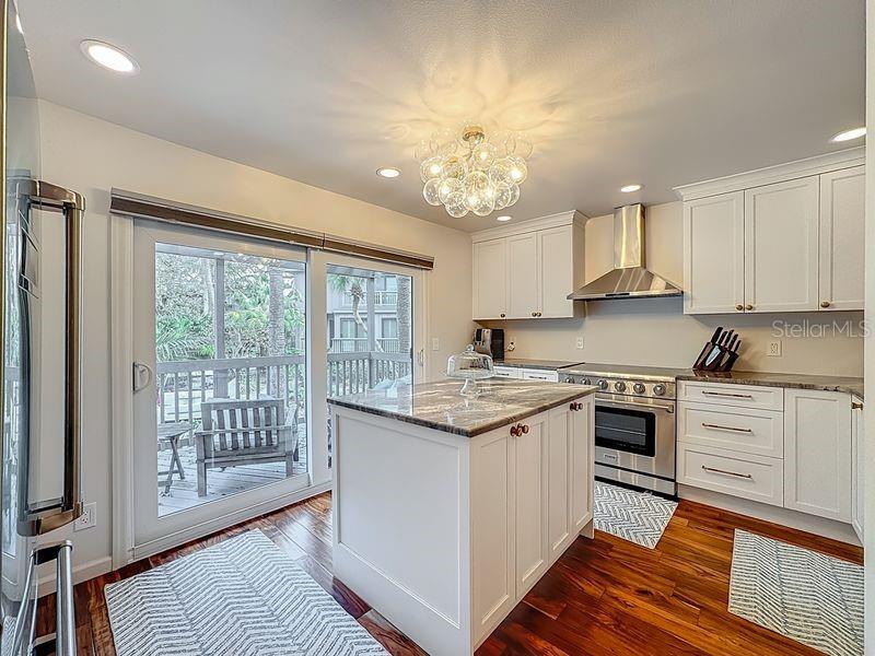 LANDINGS TREEHOUSE - Residential