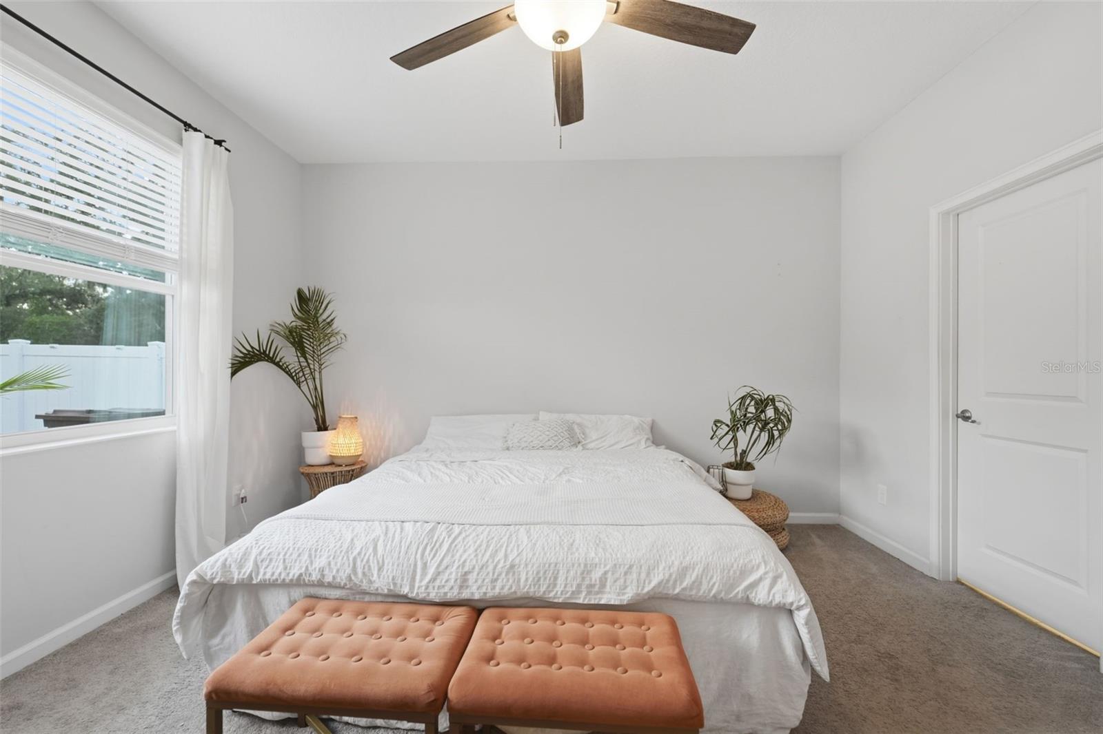 REDBRIDGE SQUARE - Residential