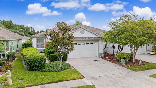 19309 WEYMOUTH DR, LAND O LAKES, FL 34638 - Image 2cbe4b5a8e857d83f794d5d90fa0b4bd/725602305