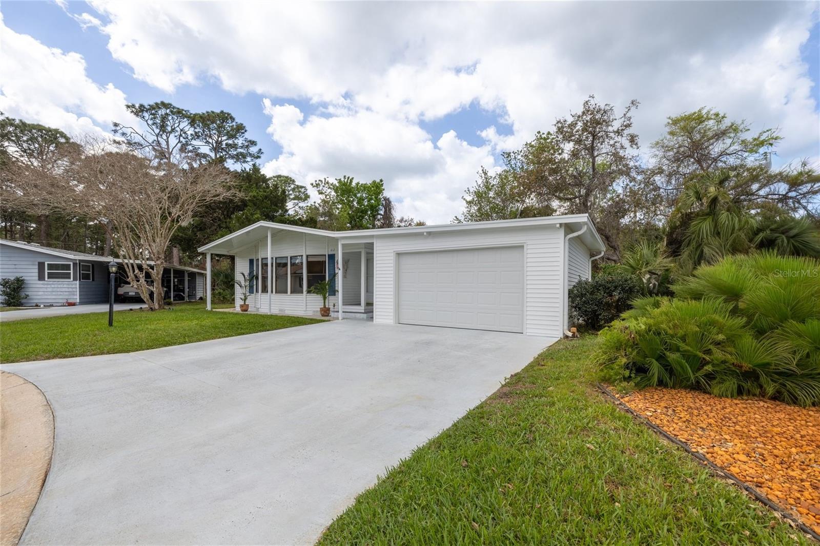 EDGEWATER LANDING PH 01 - Residential