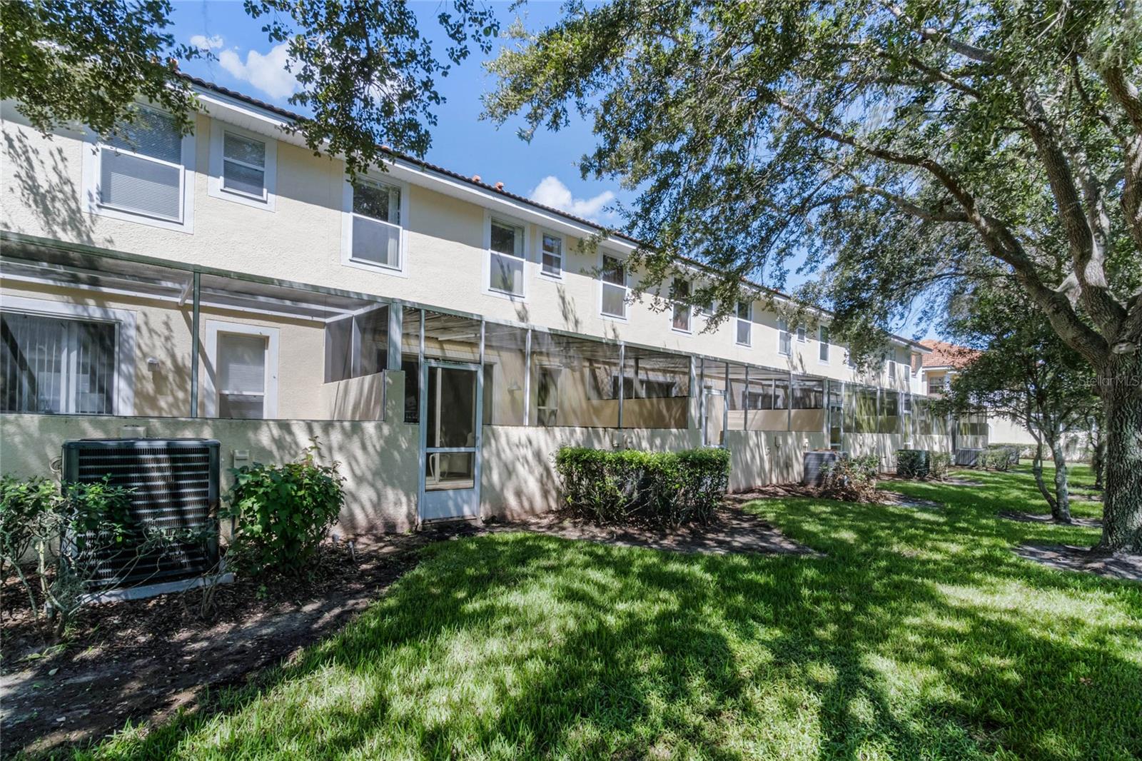 FIESTA KEY - Residential