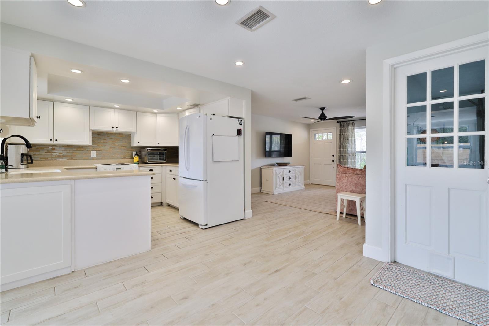 NEW SMYRNA BEACH - Residential