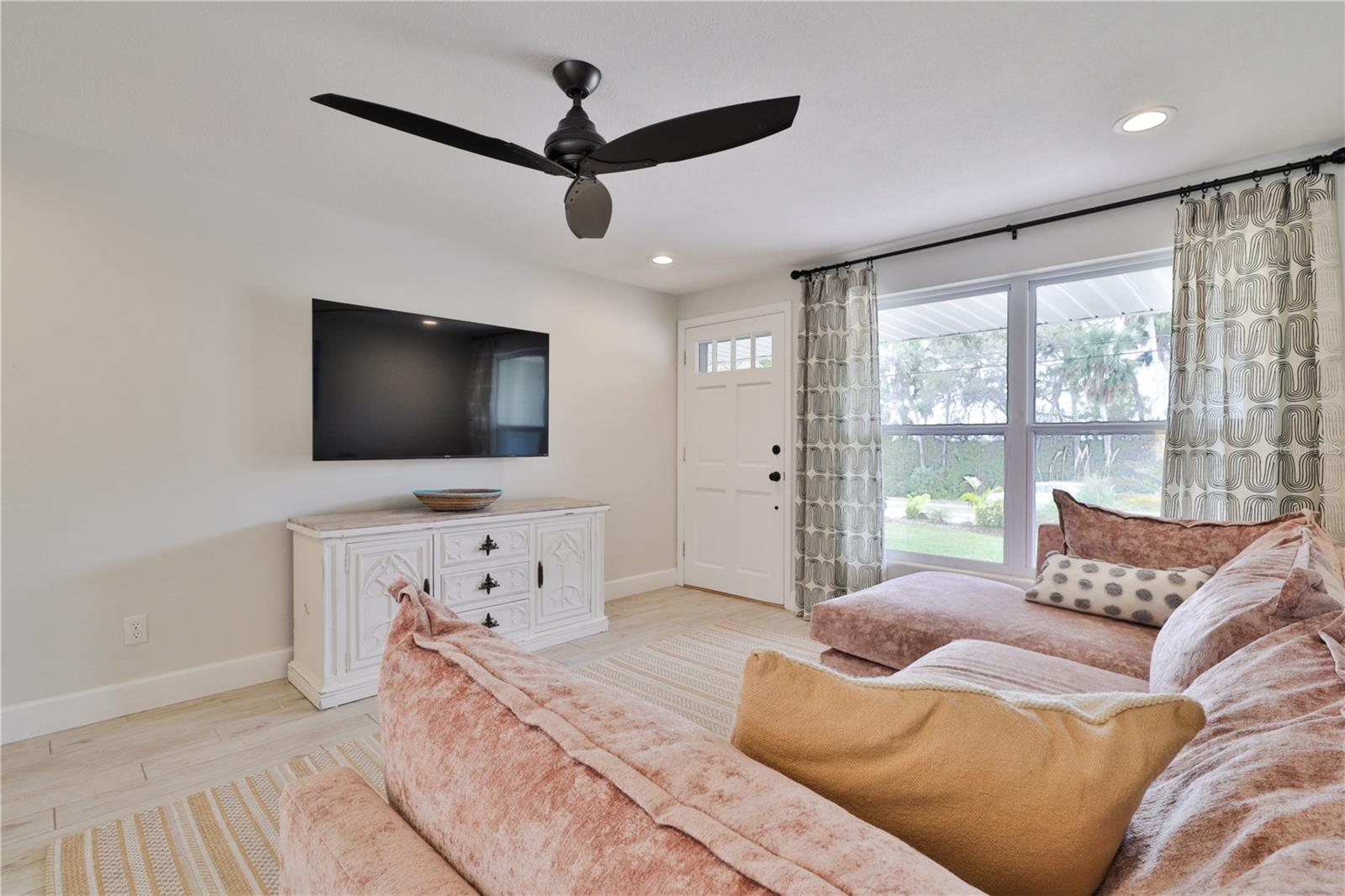 NEW SMYRNA BEACH - Residential