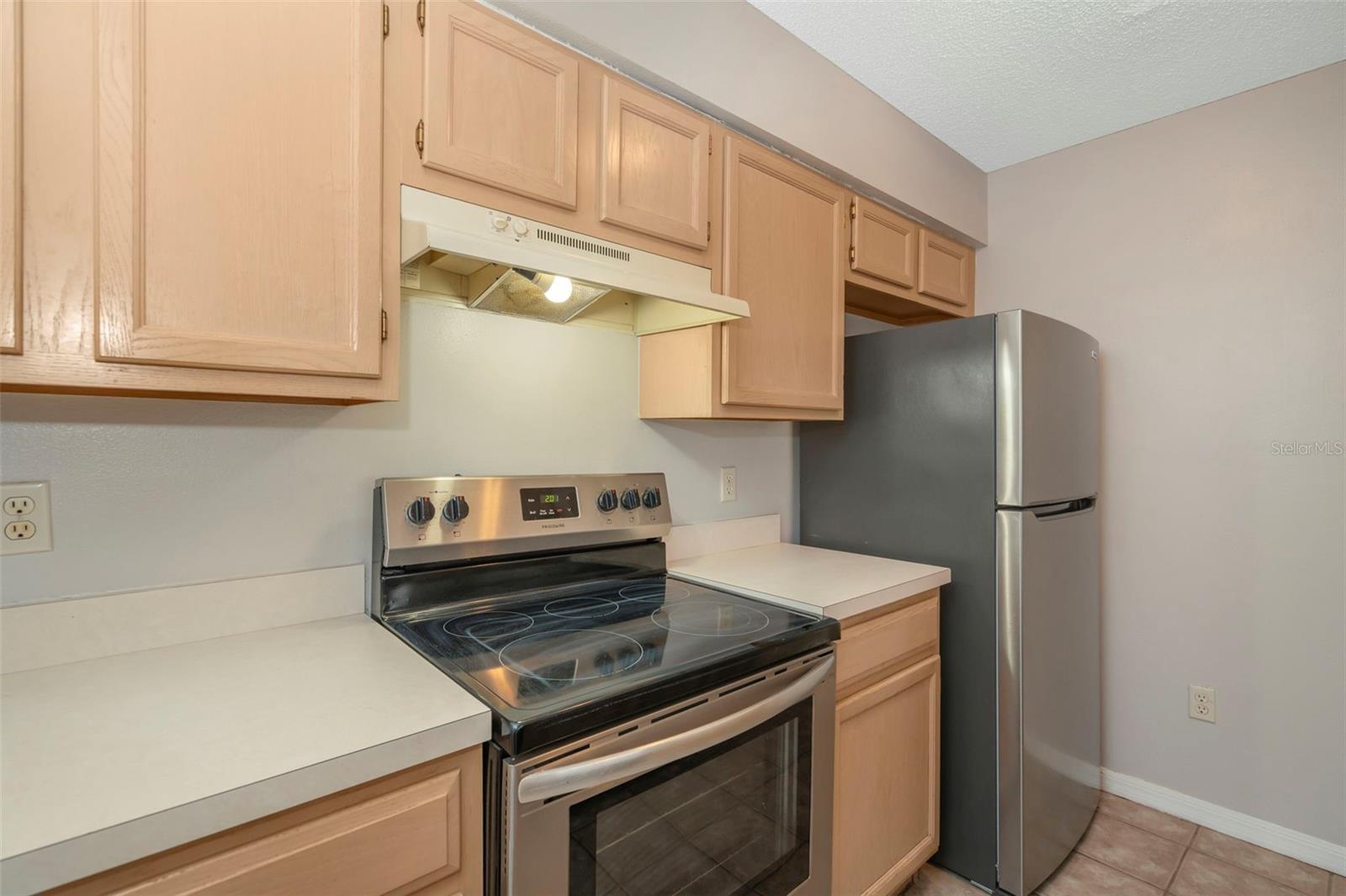 THE TWNHMS AT KENSINGTON PH - Residential