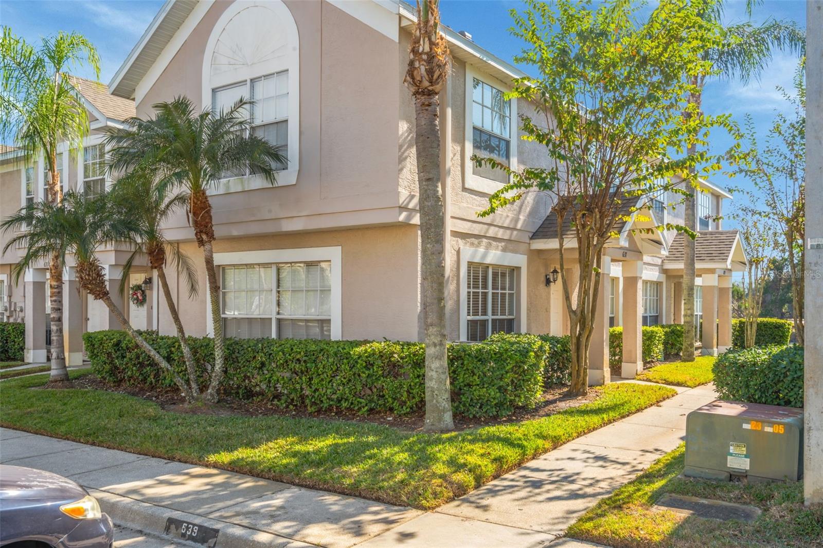 THE TWNHMS AT KENSINGTON PH - Residential