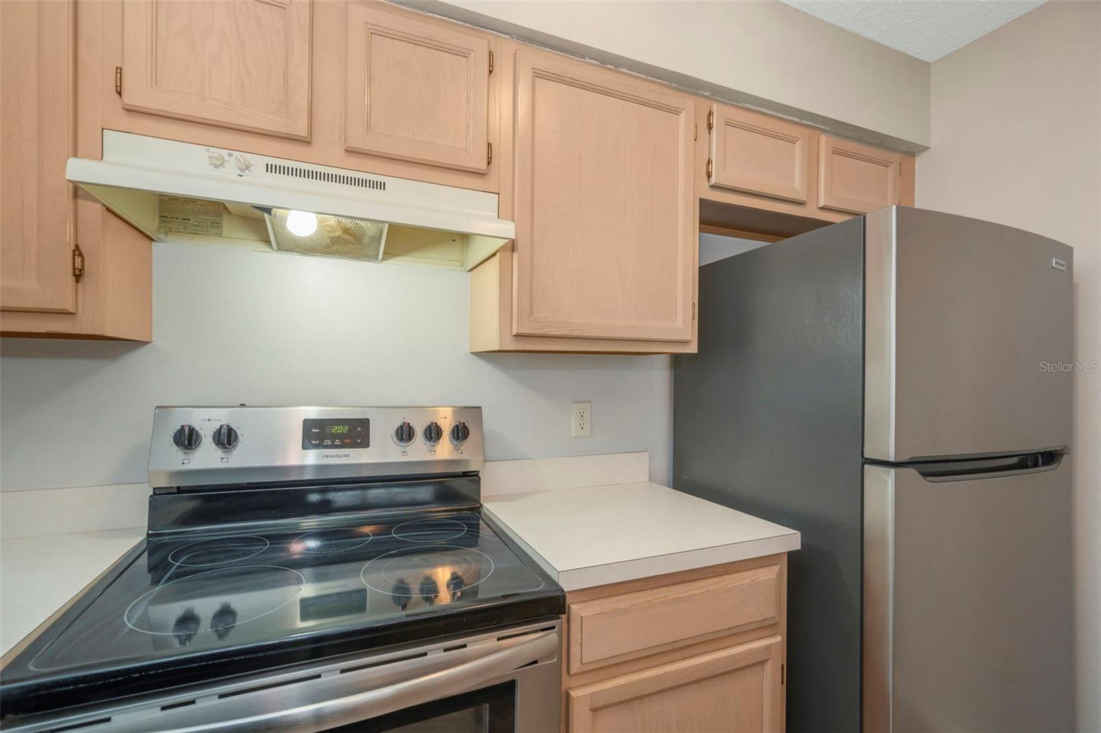 THE TWNHMS AT KENSINGTON PH - Residential