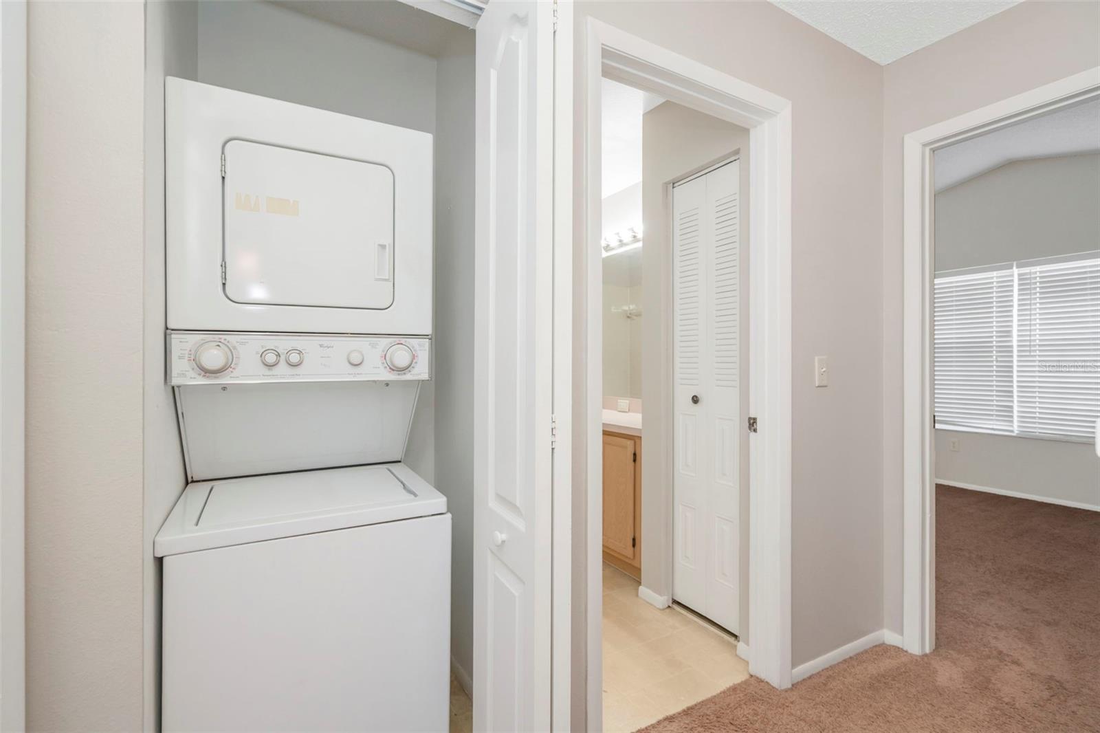 THE TWNHMS AT KENSINGTON PH - Residential