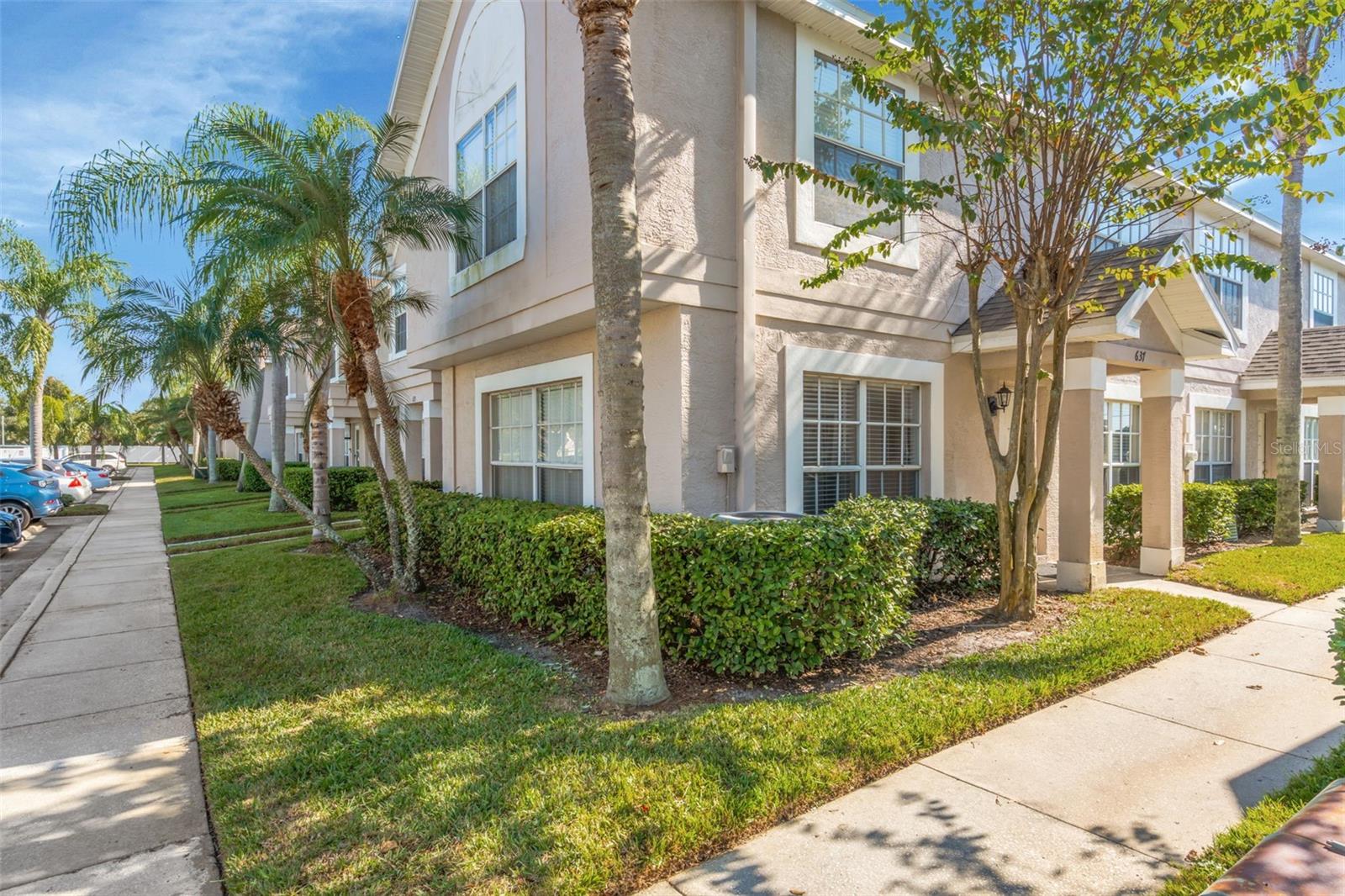 THE TWNHMS AT KENSINGTON PH - Residential