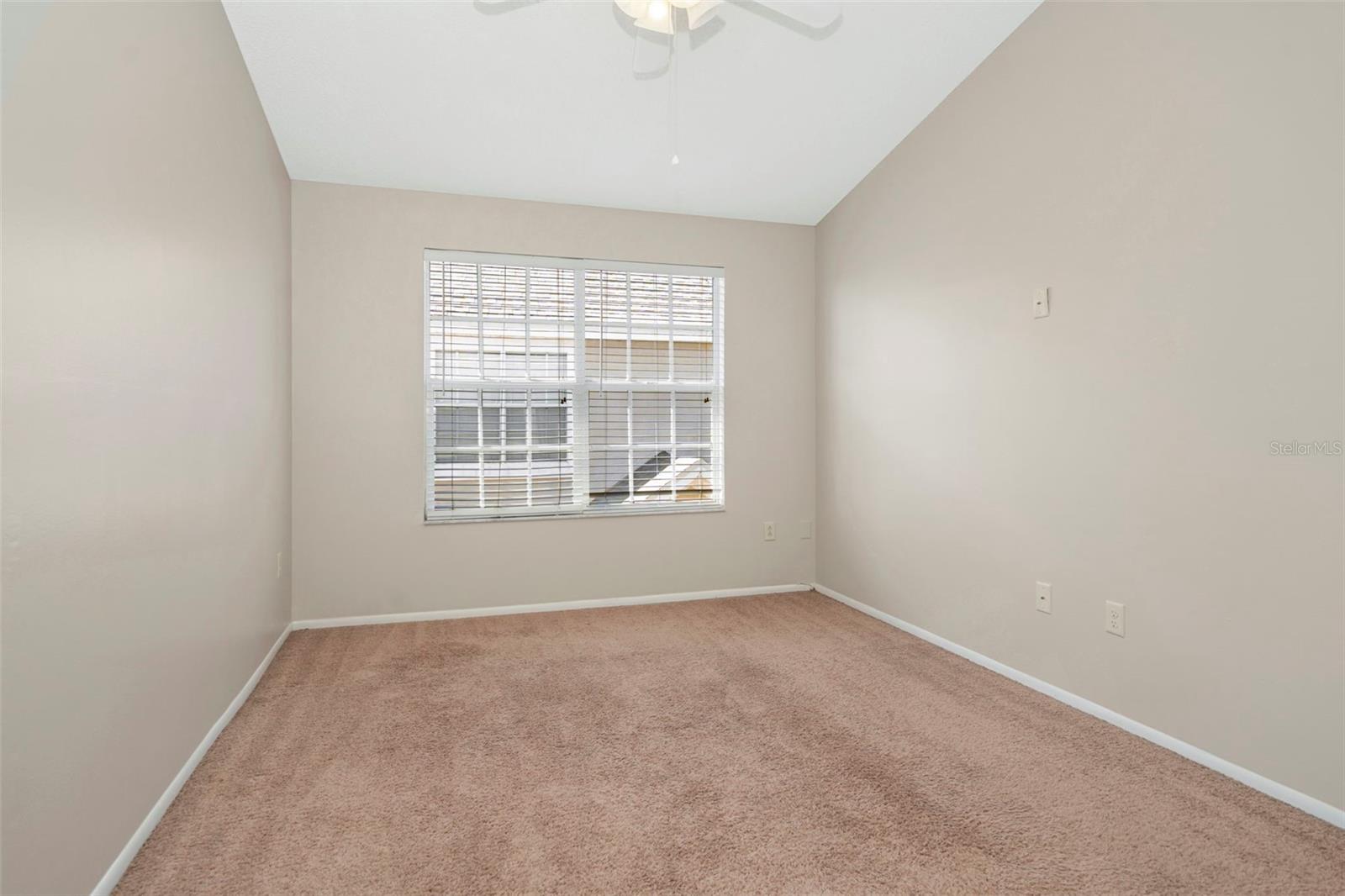 THE TWNHMS AT KENSINGTON PH - Residential