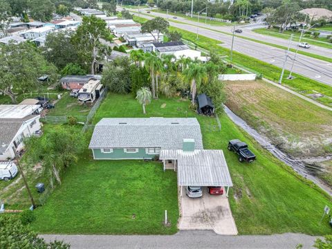 A home in LAKELAND