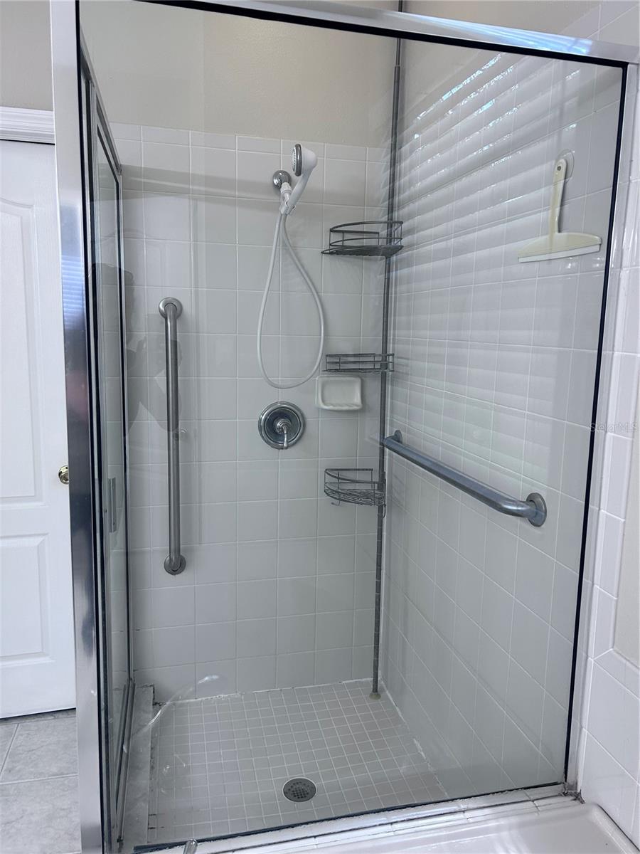 WYNDGATE - Residential Lease
