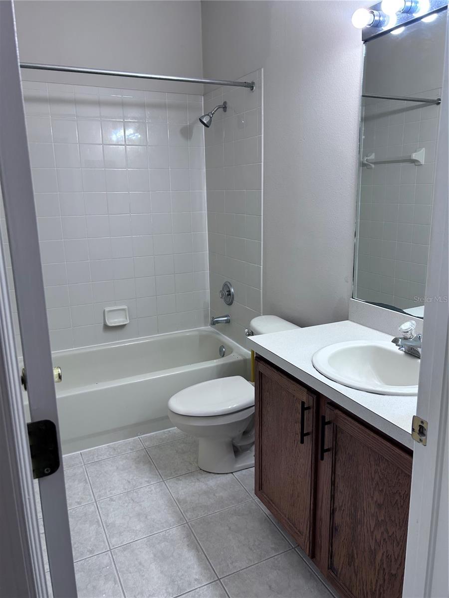 WYNDGATE - Residential Lease