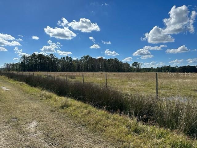 UNIVERSITY HIGHLANDS - Land