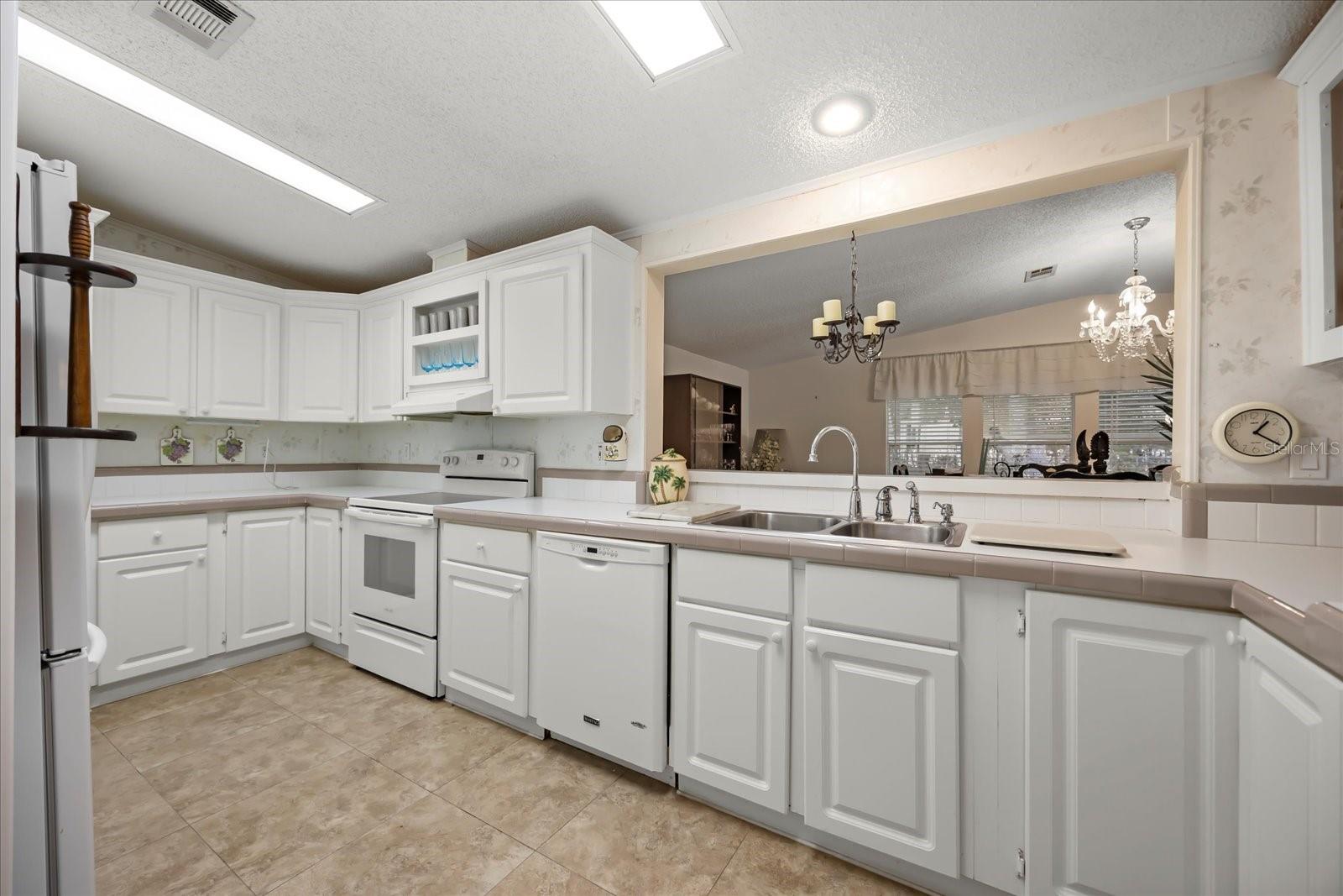 ZELLWOOD STATION COOP MH PARK - Residential