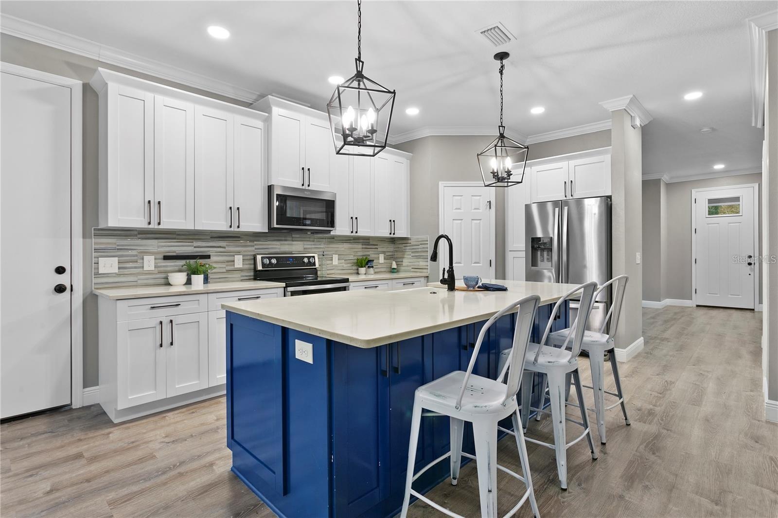 EVELYN CITY - Residential Lease