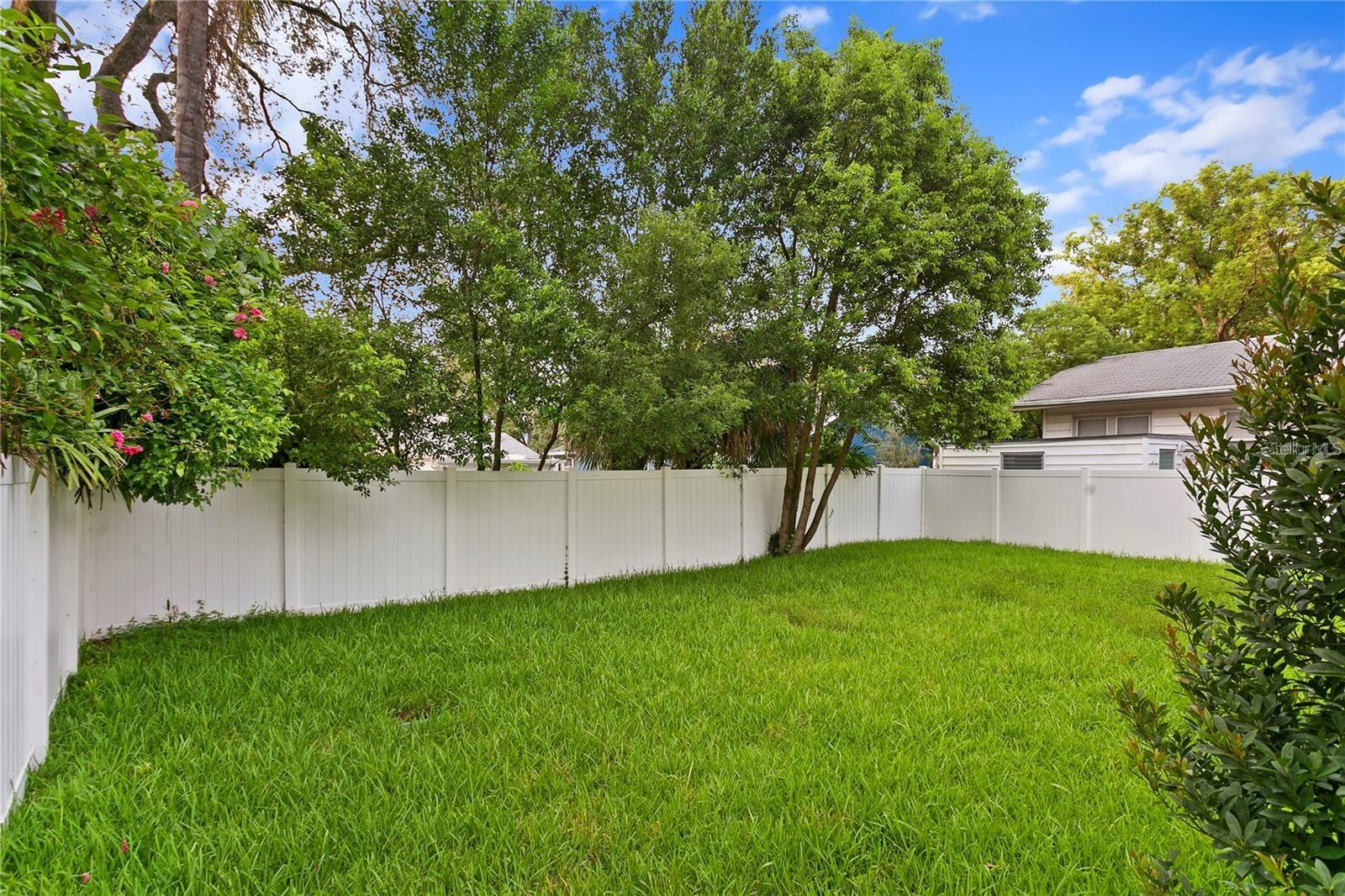 EVELYN CITY - Residential Lease