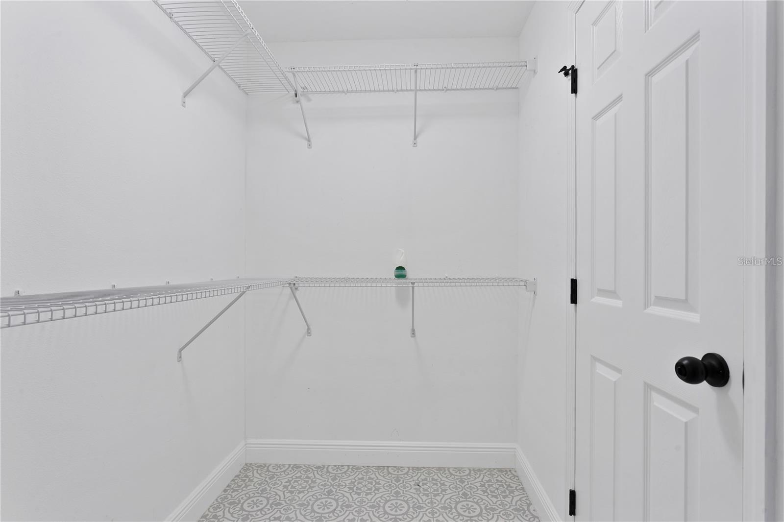 EVELYN CITY - Residential Lease