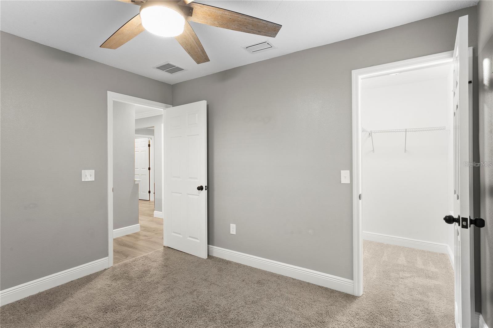 EVELYN CITY - Residential Lease