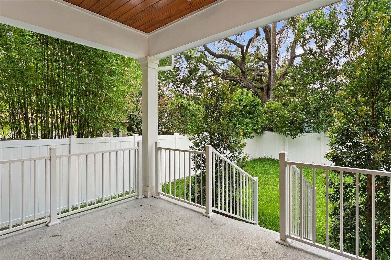 EVELYN CITY - Residential Lease