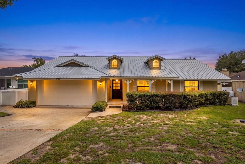 Photo of 17531 N Sunset Terrace, Winter Garden, FL 34787 (MLS # O6427423)