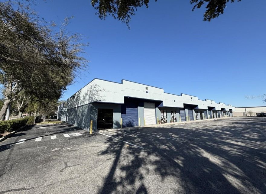 Unit #1A
1,500 SF
1 Office & 1 Restroom
Clear Height: 17'
Year Built: 2004
Loading: (1) 10'x12' Grade-Level Door