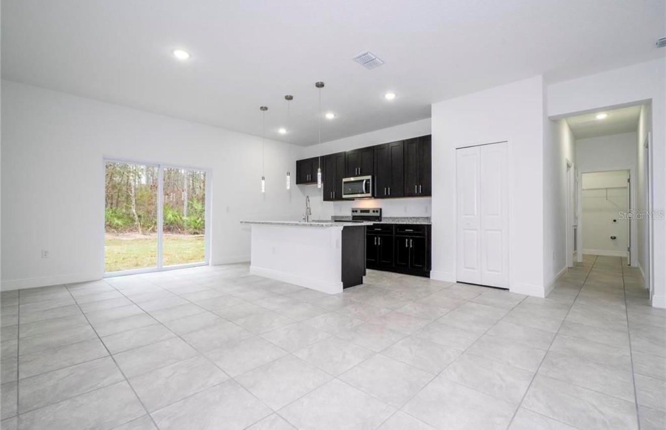 CITRUS SPGS UNIT 25 - Residential