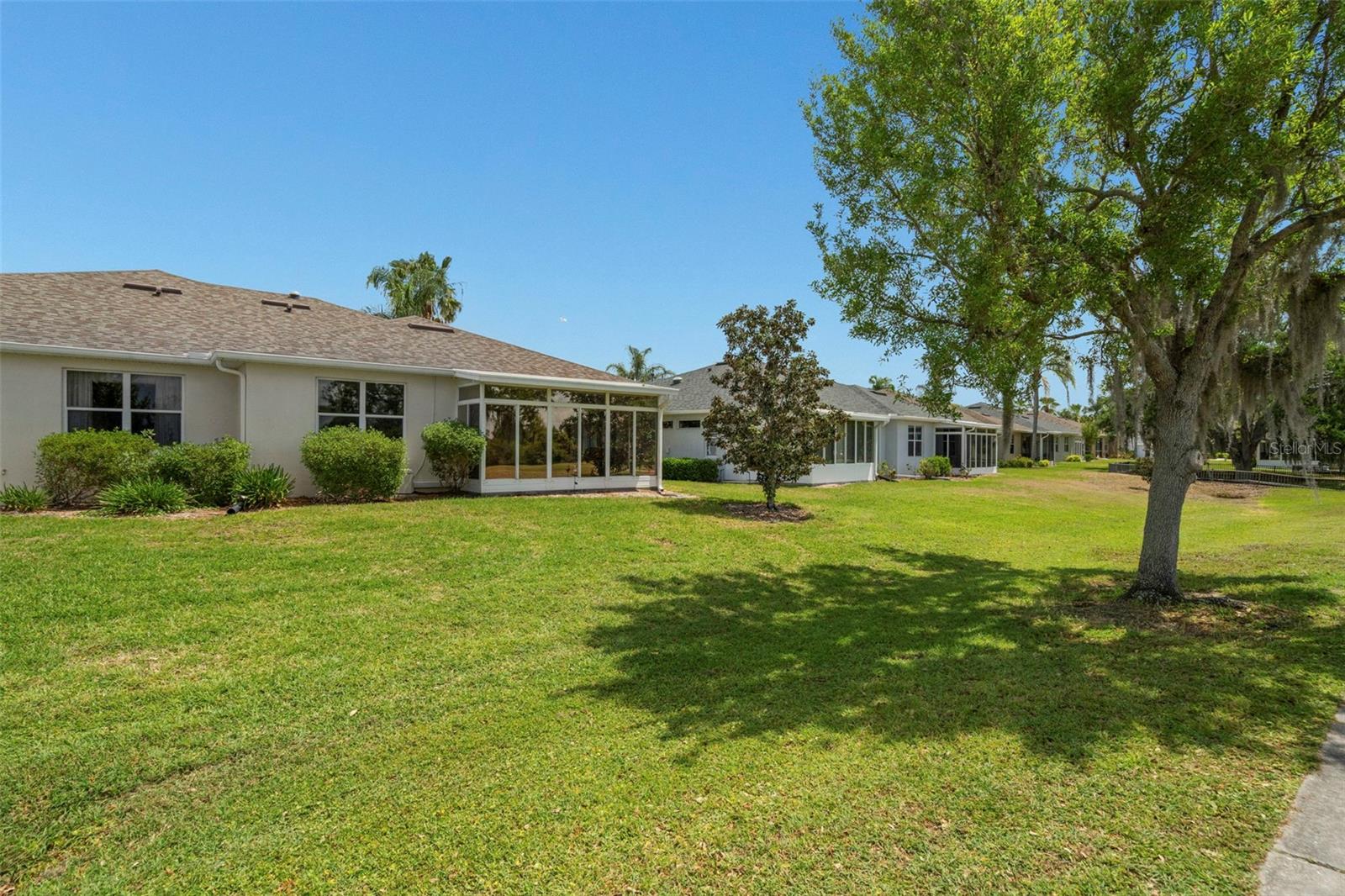 LYNDHURST CONDO - Residential