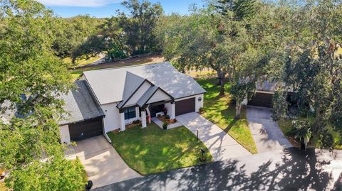 A home in PALM HARBOR