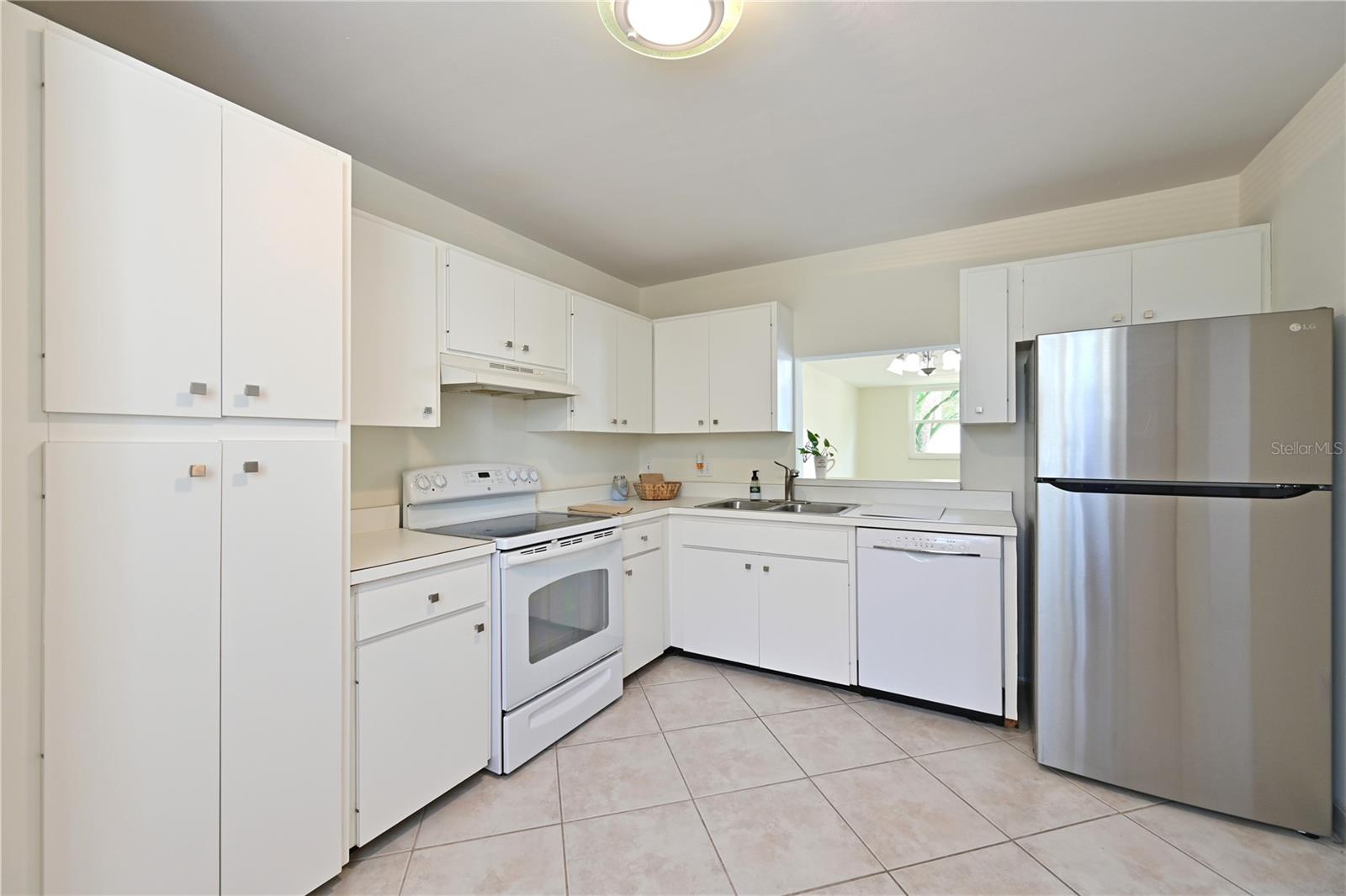 WILDEWOOD SPGS STAGE 6A OF WOODLAWN - Residential