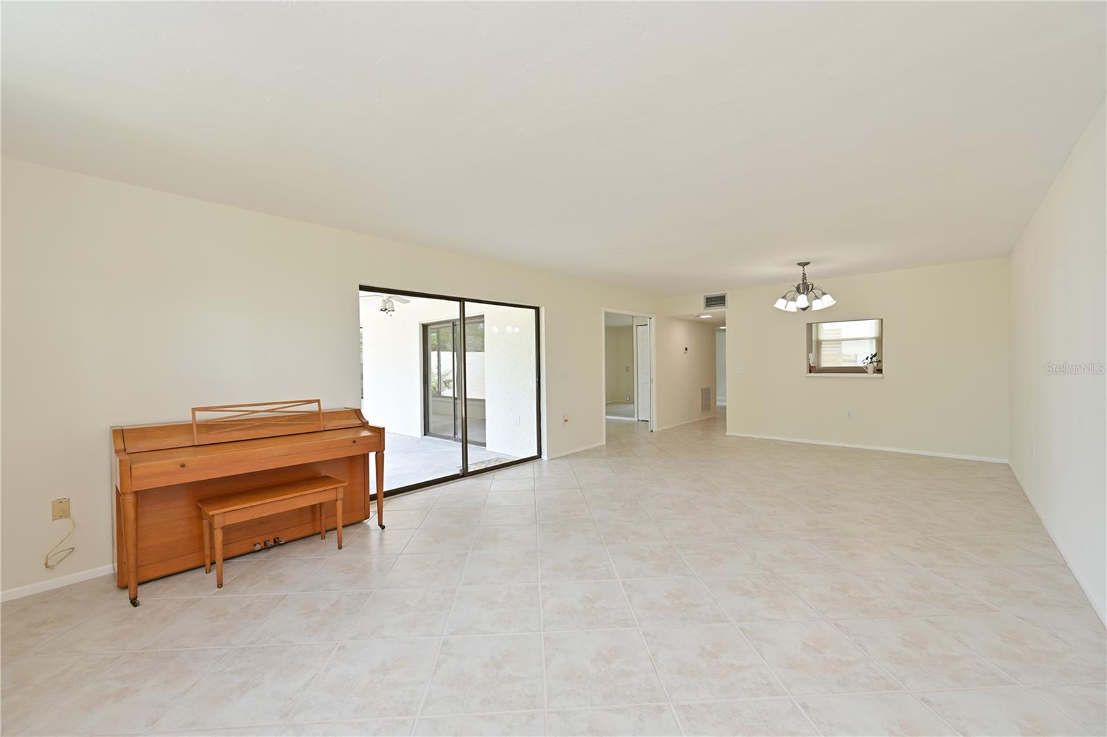 WILDEWOOD SPGS STAGE 6A OF WOODLAWN - Residential