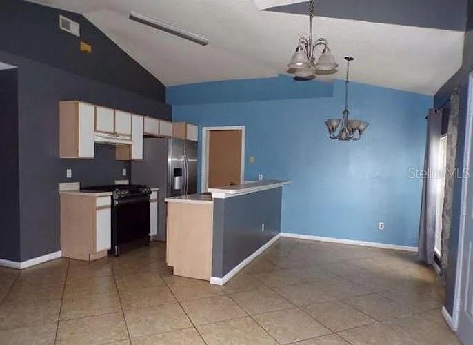 PINE RIDGE HOLLOW EAST PH 01 REP - Residential Lease