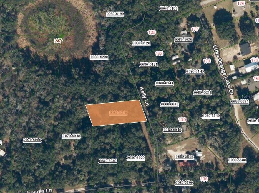 Great .56 acre lot located in the rural community of Four Lakes! This area is known for its ideal location, surrounded by lakes with ample fishing and outdoor opportunities. Take advantage of the low Putnam County taxes and better school district! This lot is full of beautiful hardwoods and will be the perfect spot for your serene getaway or forever home.