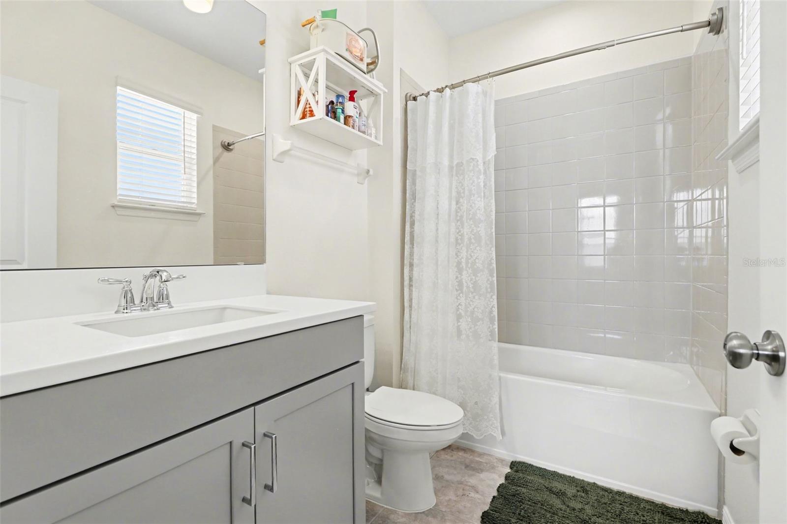 CRESTVIEW - Residential